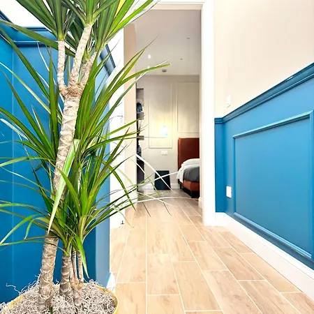 Charm Airport Отель типа 