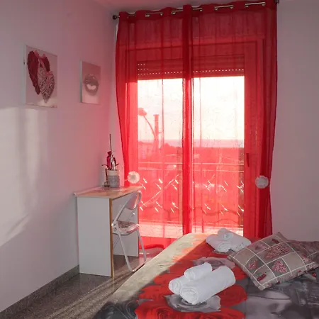 Charm Airport Отель типа 