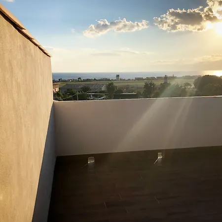 Oda ve Kahvaltı Charm Airport 4*