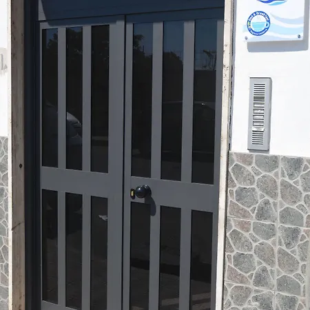 Charm Airport Отель типа 