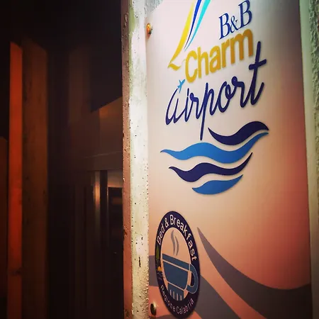 Charm Airport Отель типа 