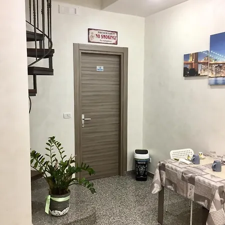 Bed & Breakfast Charm Airport Reggio di Calabria