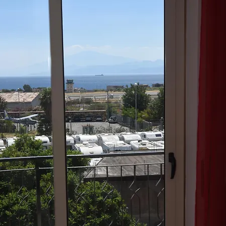 Oda ve Kahvaltı Charm Airport Reggio di Calabria
