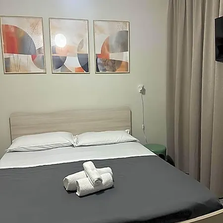 住宿加早餐酒店 Charm Airport 4*