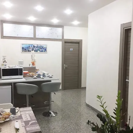 Charm Airport Oda ve Kahvaltı
