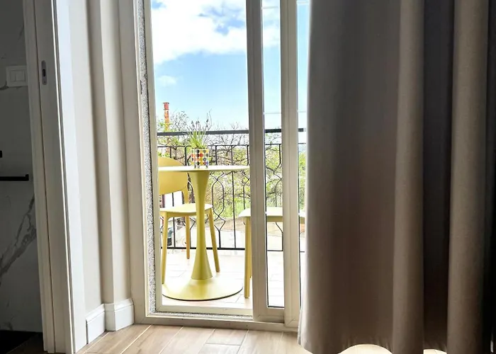 Charm Airport Bed & Breakfast Reggio Calabria