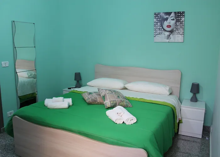 Charm Airport Bed & Breakfast 4*